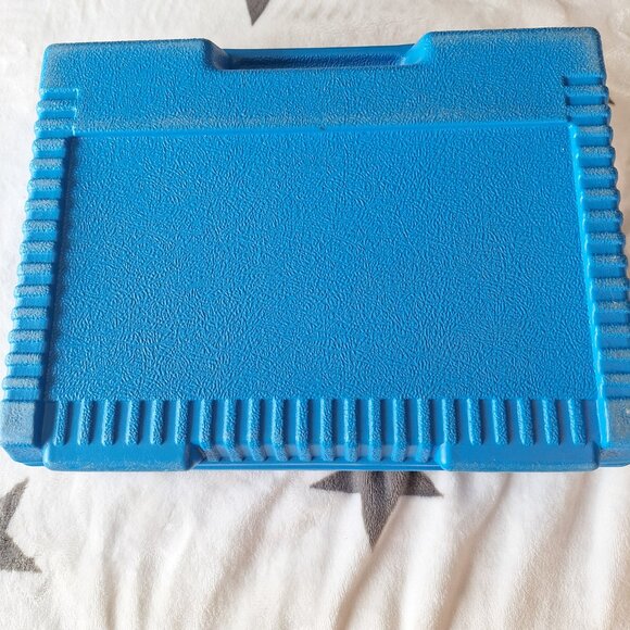 Vintage 1984 Lego Bin Blue Hard Plastic Carrying Case Storage Box Clasp US Brick - Picture 4 of 10